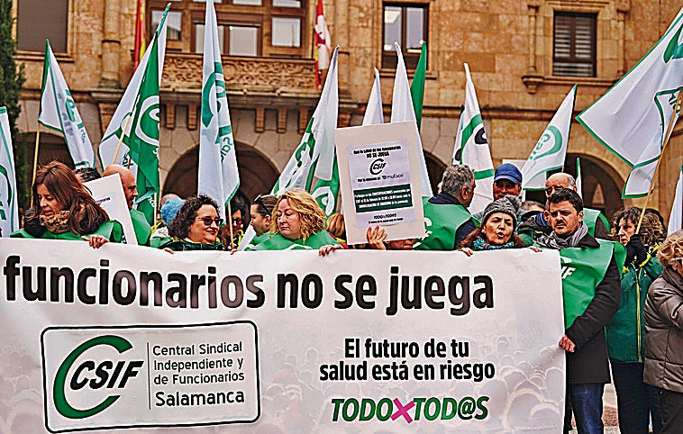 Cerca de 1.800 mutualistas salmantinos huyeron de Muface y se quedan en Sacyl