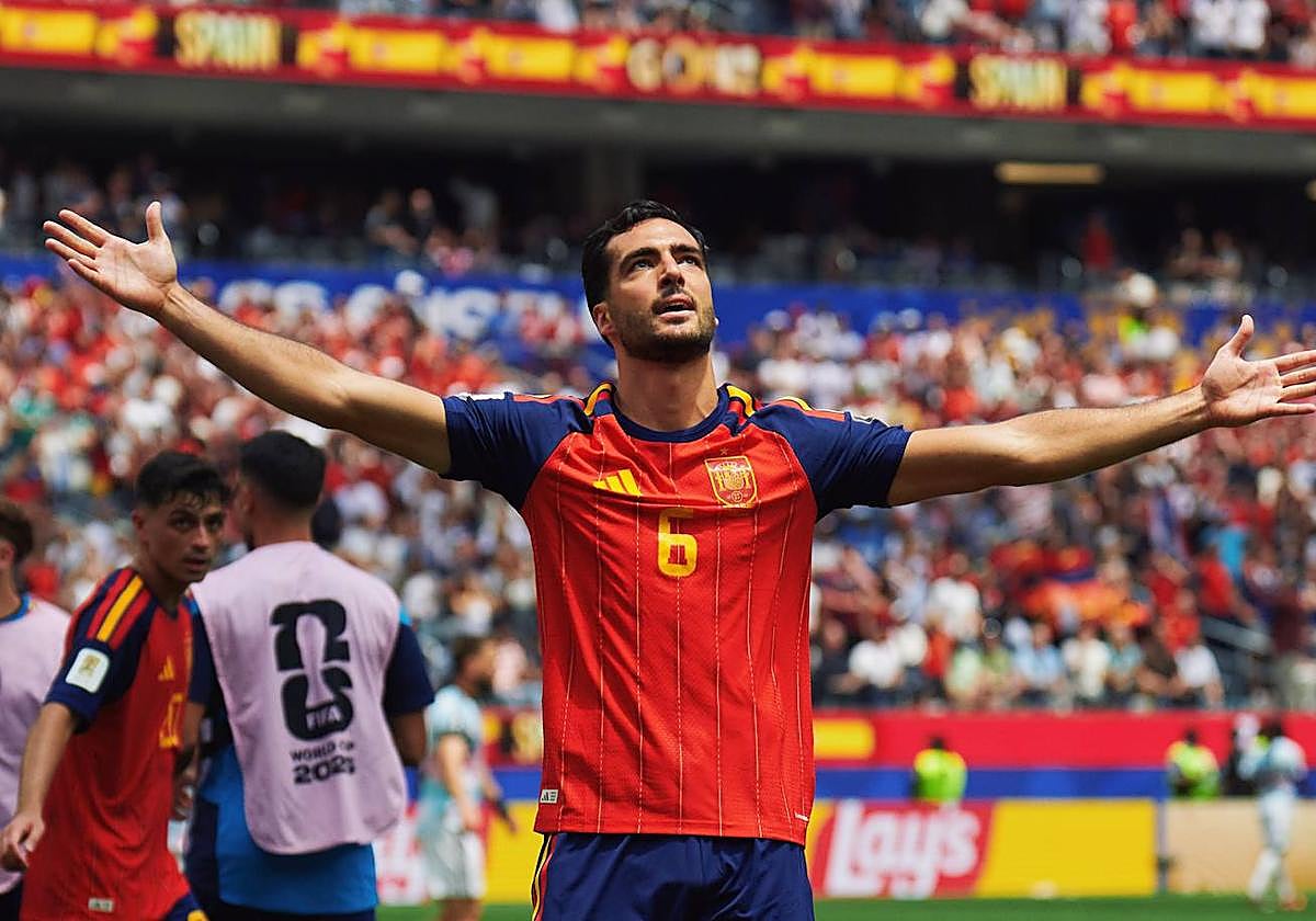 Merino mantiene vivo el sueño de España