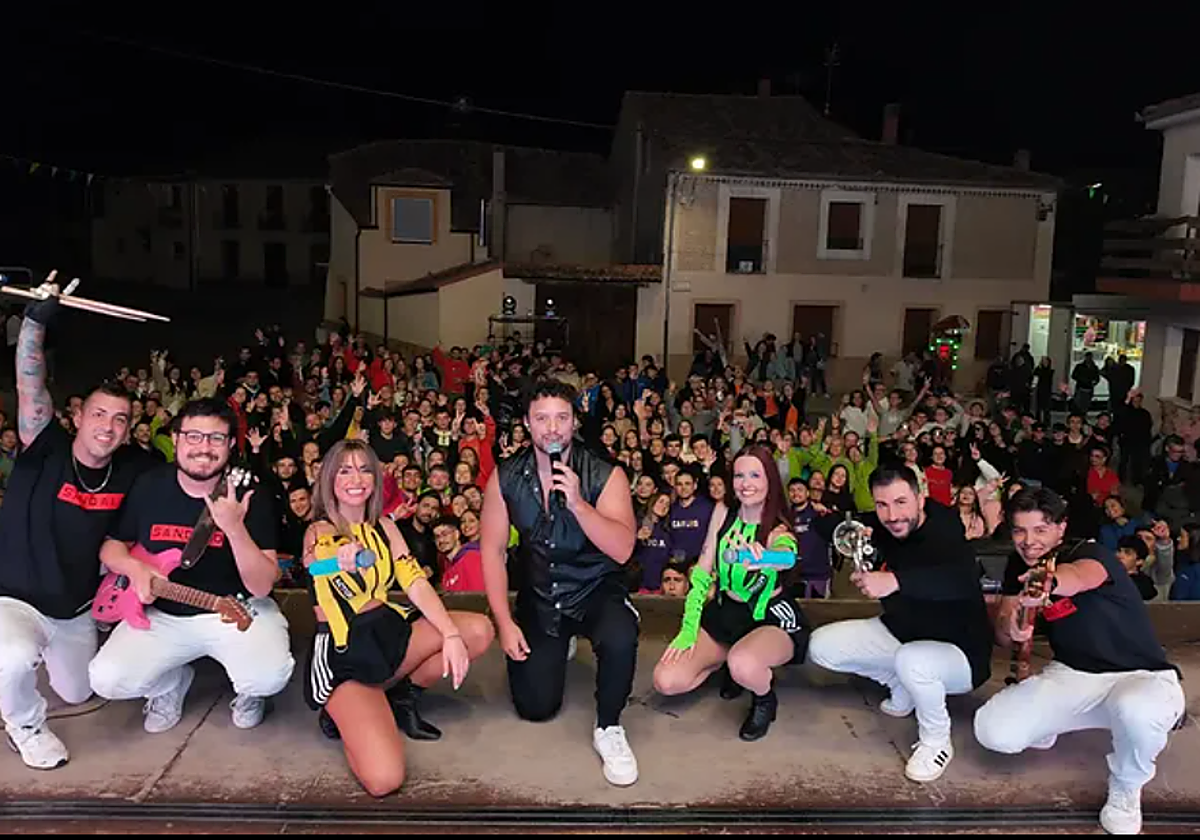 Fallece un técnico de la orquesta salmantina Sándalo durante el montaje del escenario
