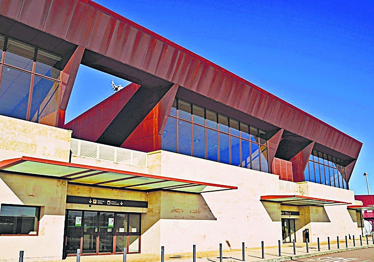 La Cámara propone una alianza de instituciones por el aeropuerto | La Gaceta de Salamanca
