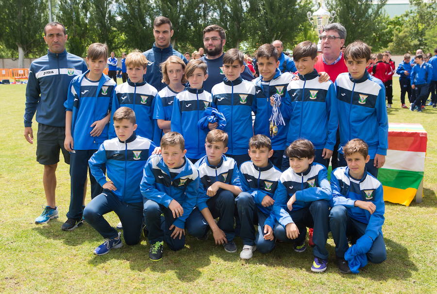 El Valencia gana el Torneo Nacional Alevín de Valvanera