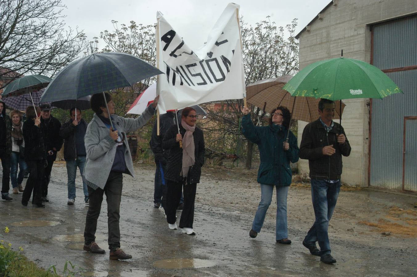 Manifestación de Ochánduri contra su alcalde