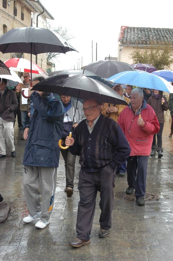 Manifestación de Ochánduri contra su alcalde