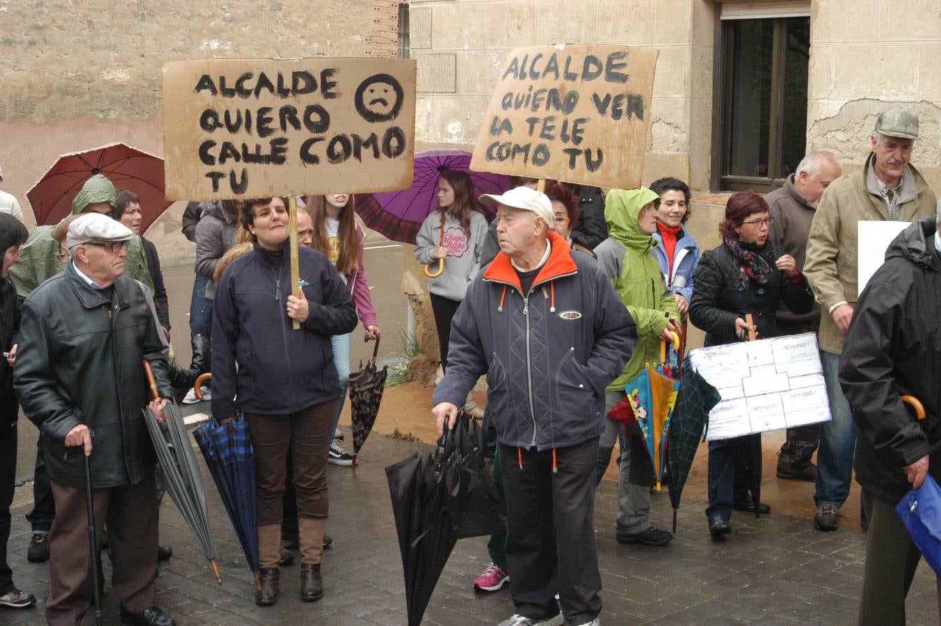 Manifestación de Ochánduri contra su alcalde