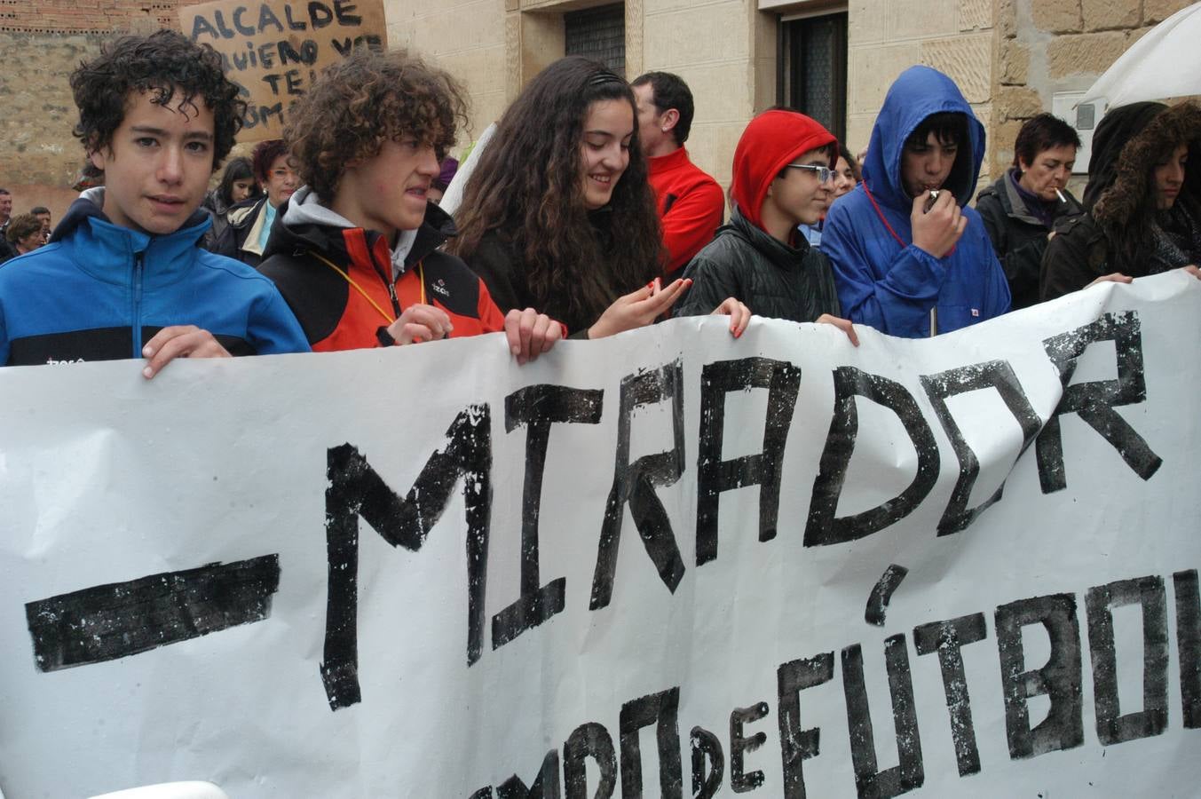 Manifestación de Ochánduri contra su alcalde