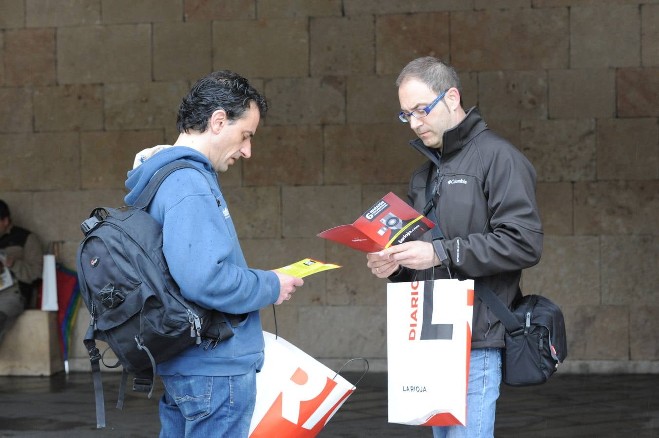 Más de doscientos fotógrafos invaden Logroño / Plaza del Ayuntamiento