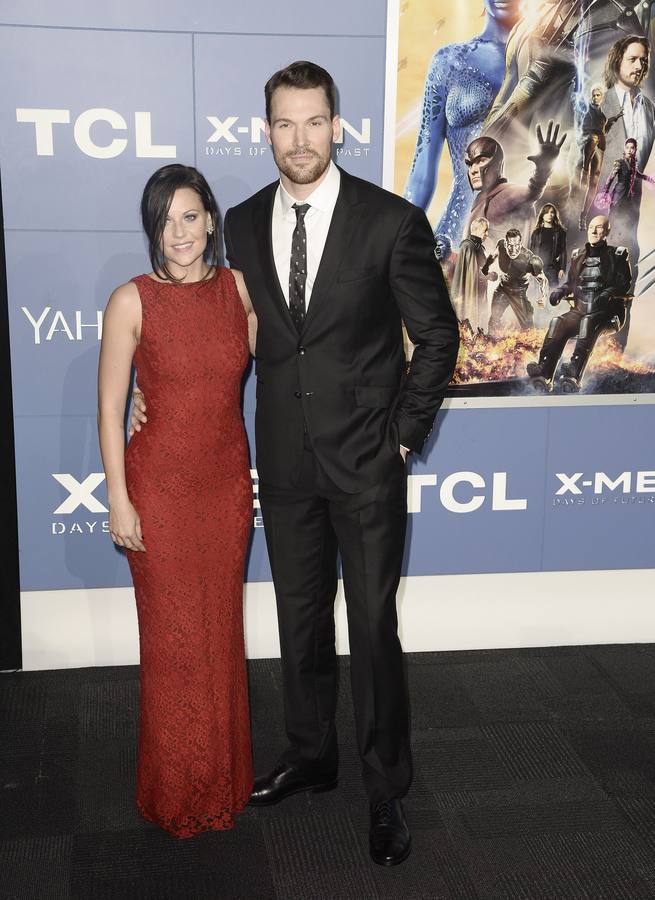 El actor Daniel Cudmore y su esposa, Stephanie, asisten a la premiere de 'X-Men: Days of Future Past'.