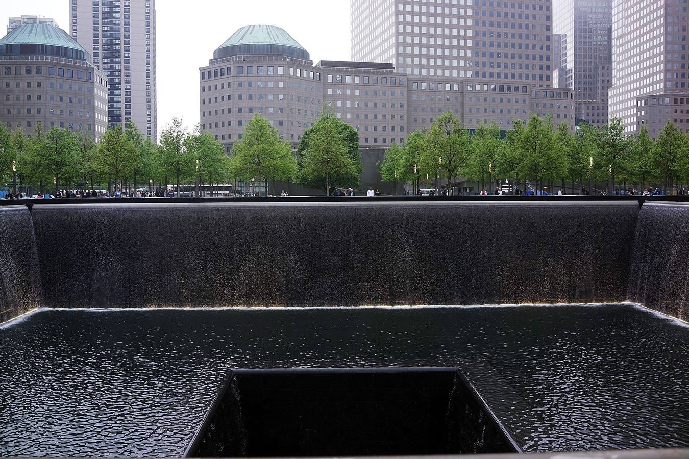 Obama inaugura el museo en memoria del 11S