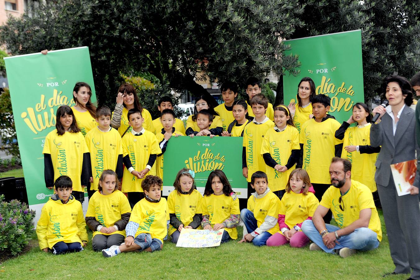 Escolares del Colegio Salesianos Los Boscos siembran la &#039;Planta de la Ilusión&#039;