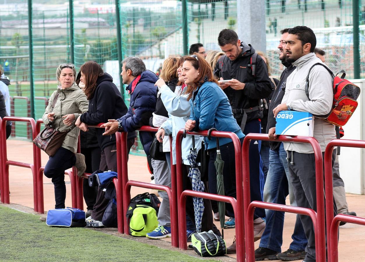 Medio centenar de equipos participan en el VII Torneo Comillas-Loyola (II)