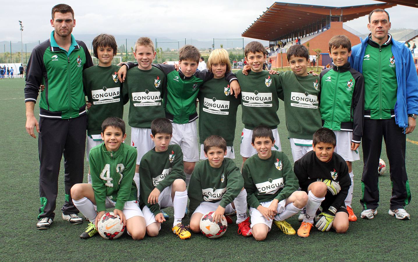 Medio centenar de equipos participan en el VII Torneo Comillas-Loyola (II)