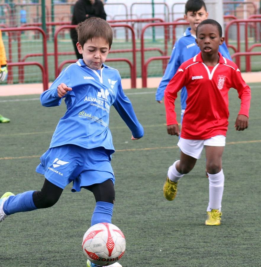 Medio centenar de equipos participan en el VII Torneo Comillas-Loyola (II)