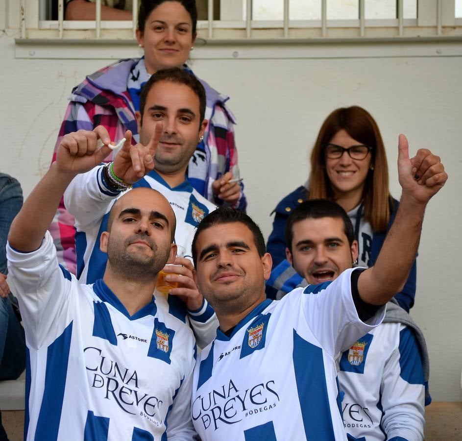 La afición y el partido en el Náxara-Puertollano