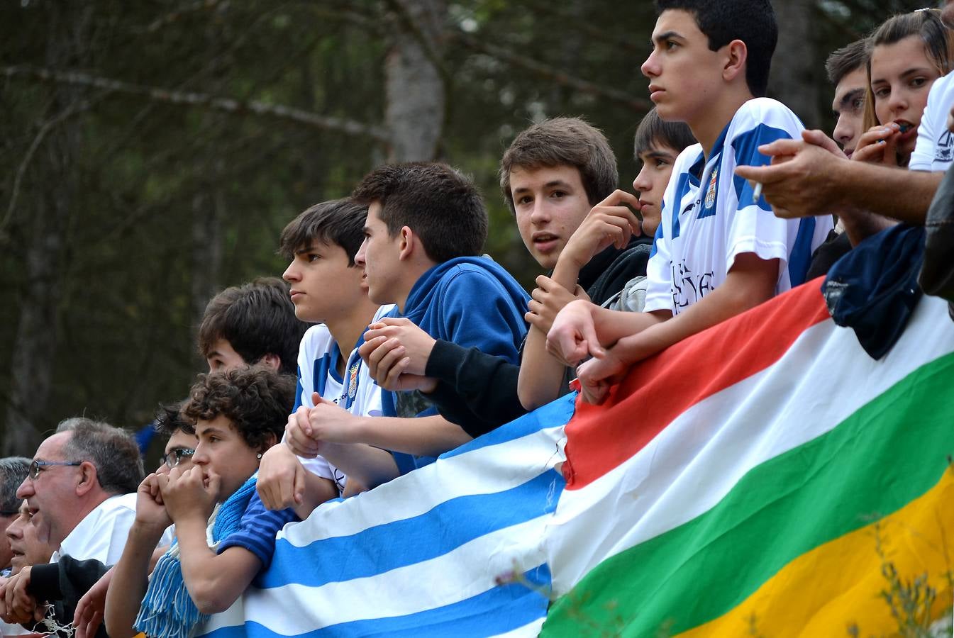 La afición y el partido en el Náxara-Puertollano