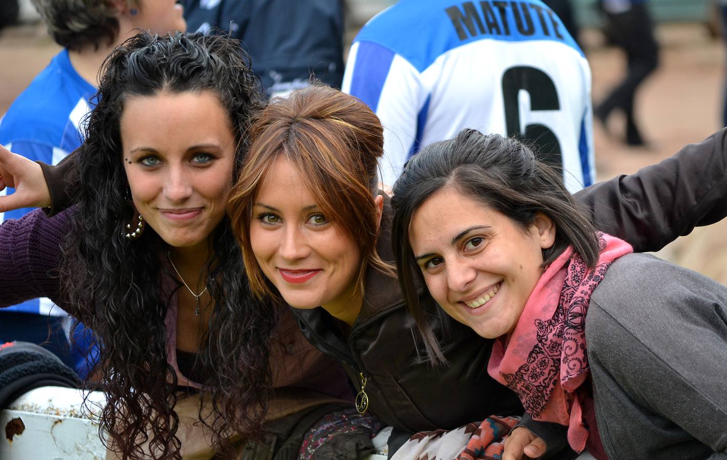 La afición y el partido en el Náxara-Puertollano