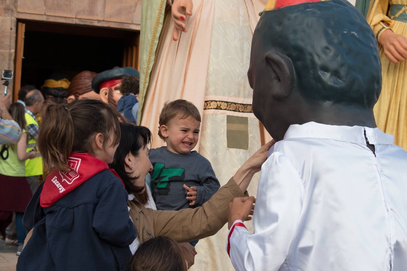 Primer día de las fiestas por Santa Bárbara en Ezcaray