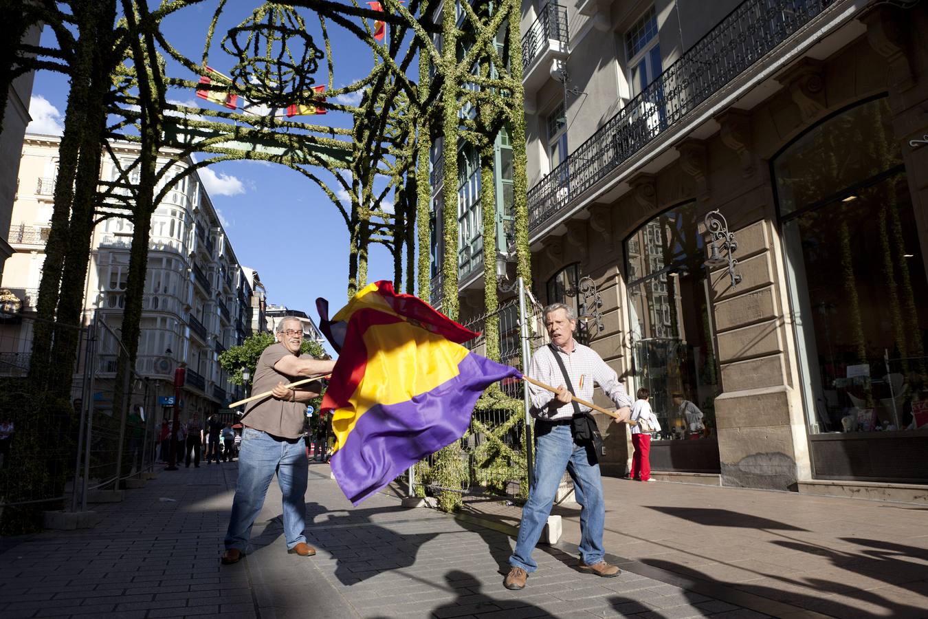 Unas 400 personas se reúnen en Logroño &#039;por la consulta ciudadana&#039; sobre la República