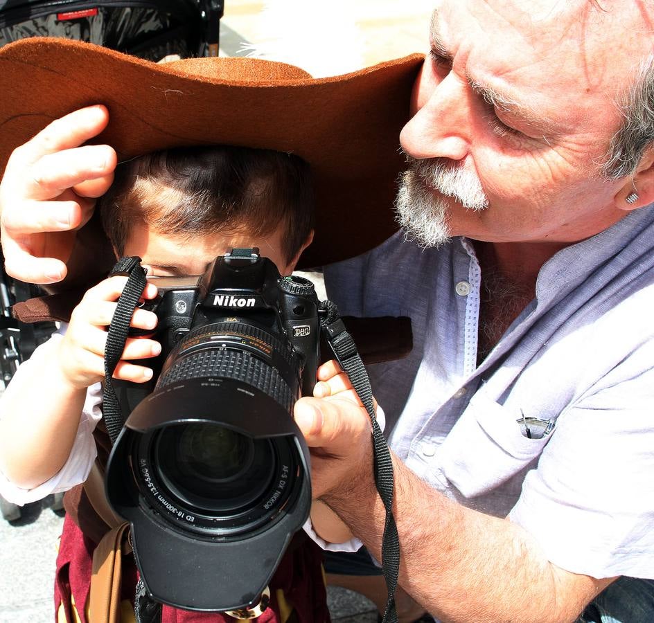 Los niños, protagonistas de la fiesta en las calles de Logroño