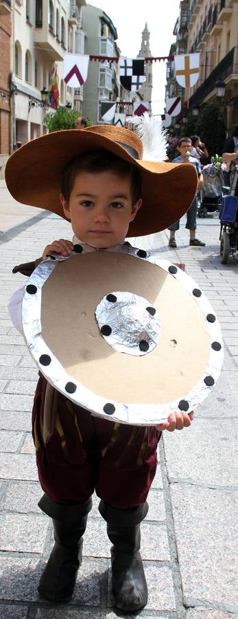 Los niños, protagonistas de la fiesta en las calles de Logroño