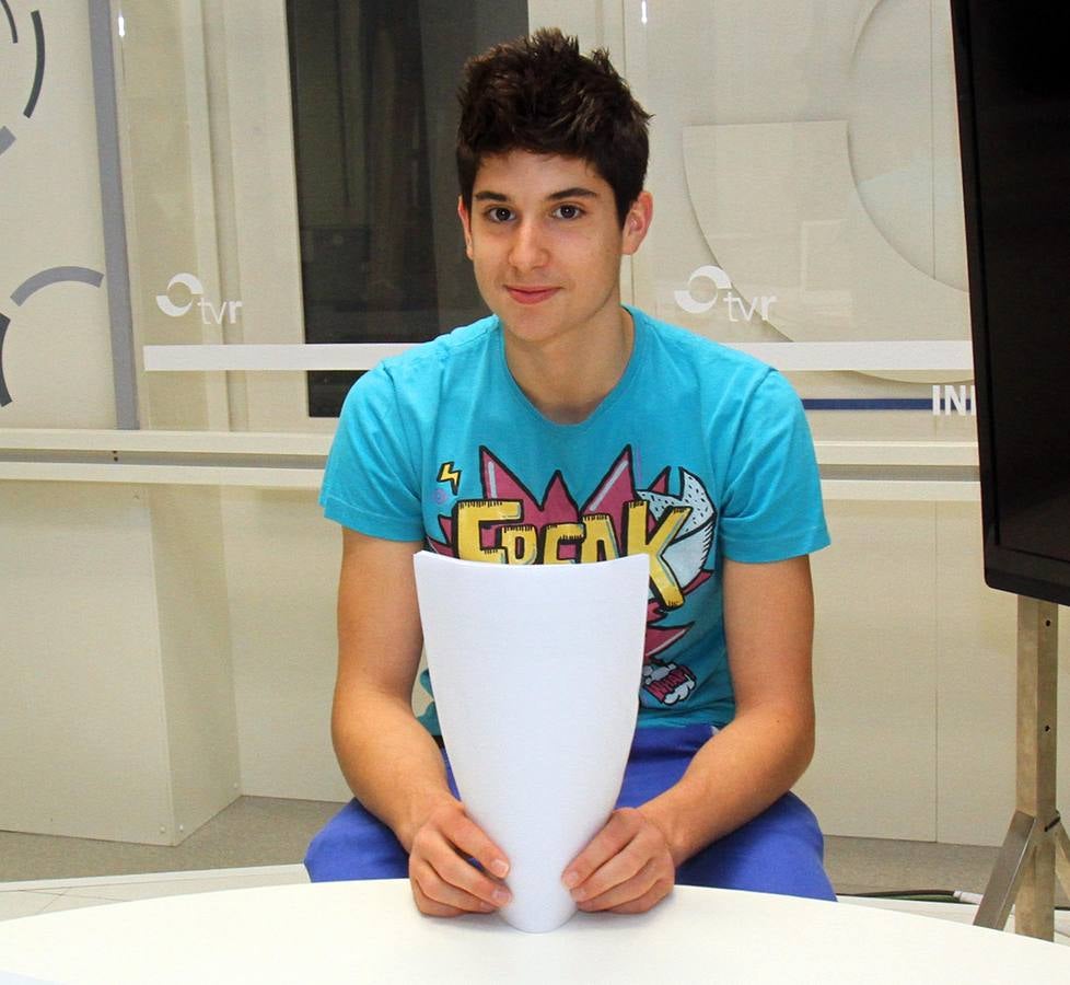 Alumnos del IES Samaniego de Laguardia visitan las instalaciones de La Rioja