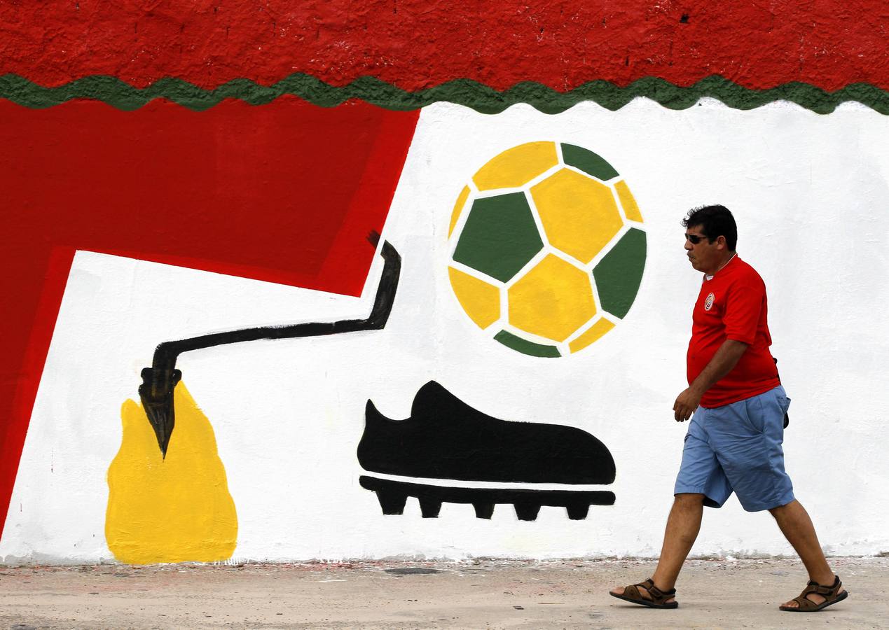 Mundial 2014: Ambiente de fútbol en las calles de Brasil