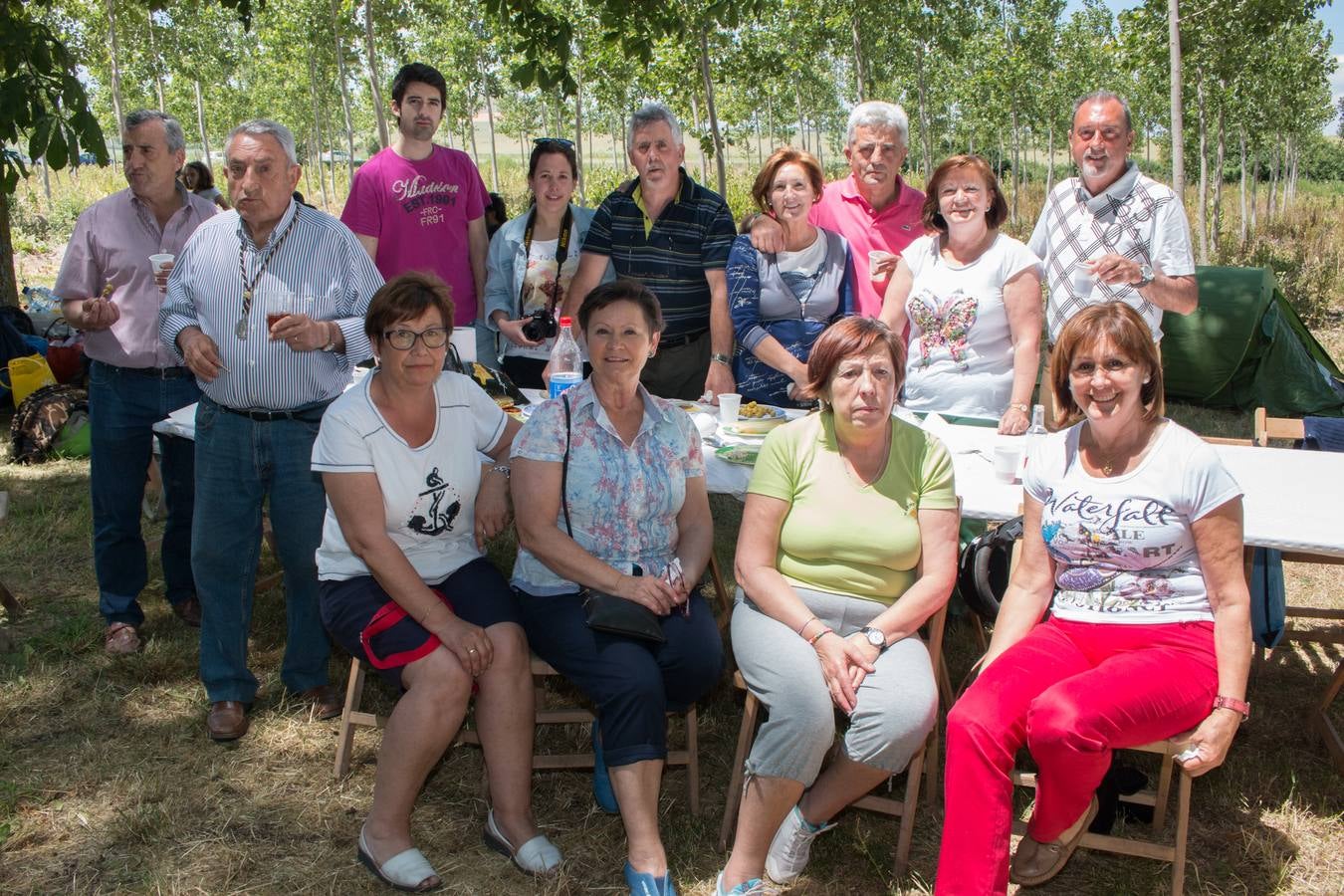 Cientos de personas fueron a Las Abejas de romería