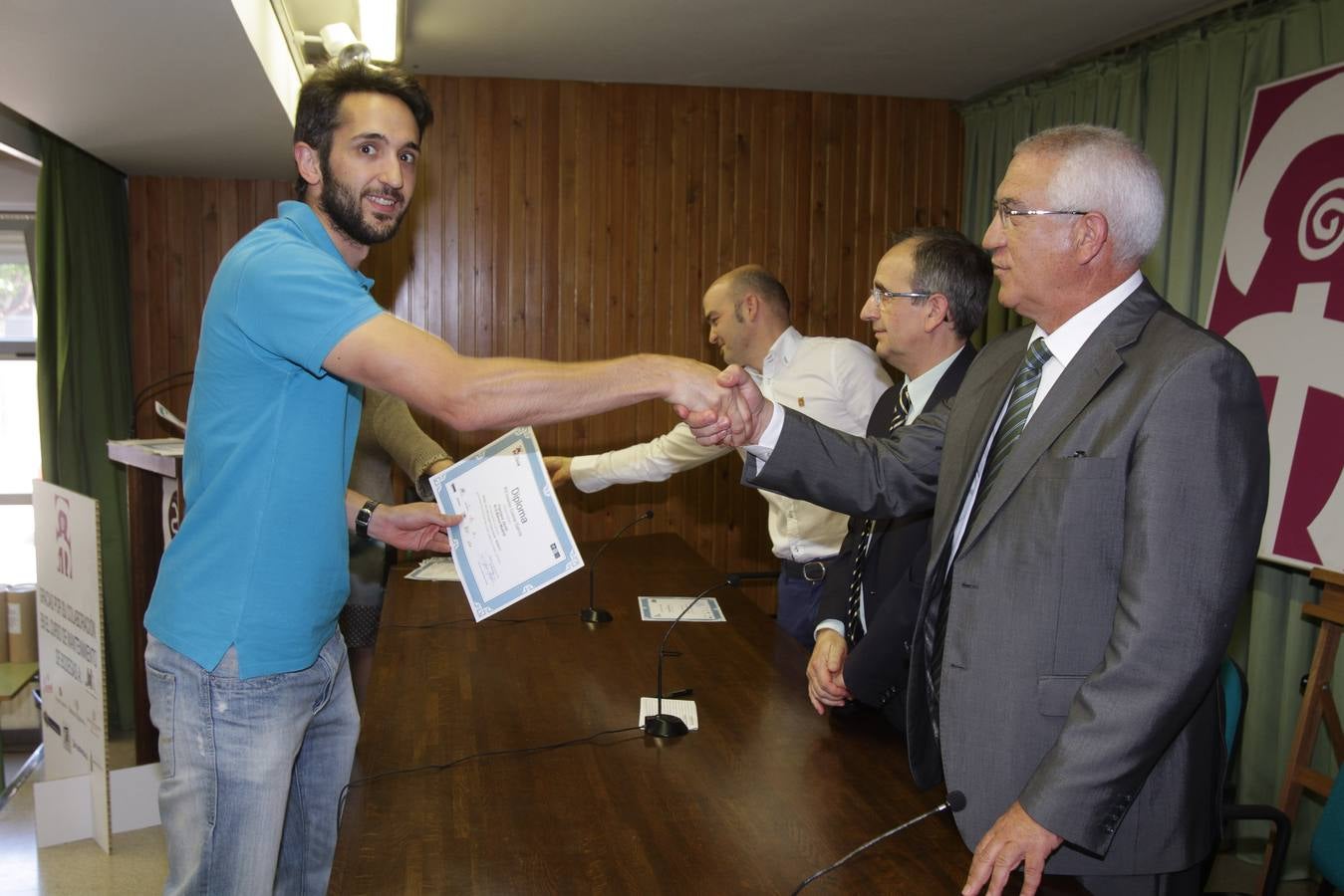 Entrega de diplomas del I Curso de Mantenimiento Básico de Bodegas (y II)