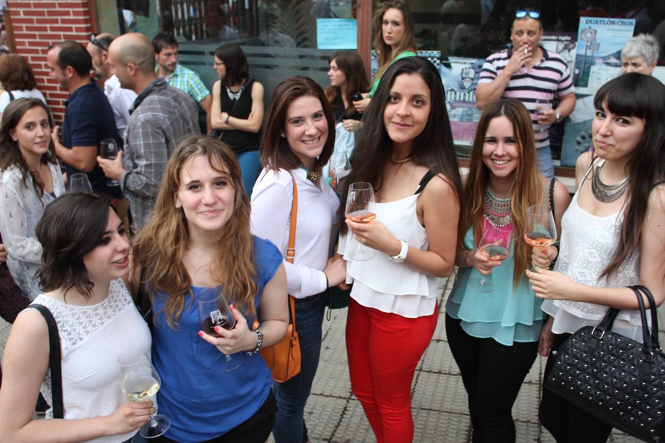 Ambiente en el Riojano, Joven y Fresco (2)