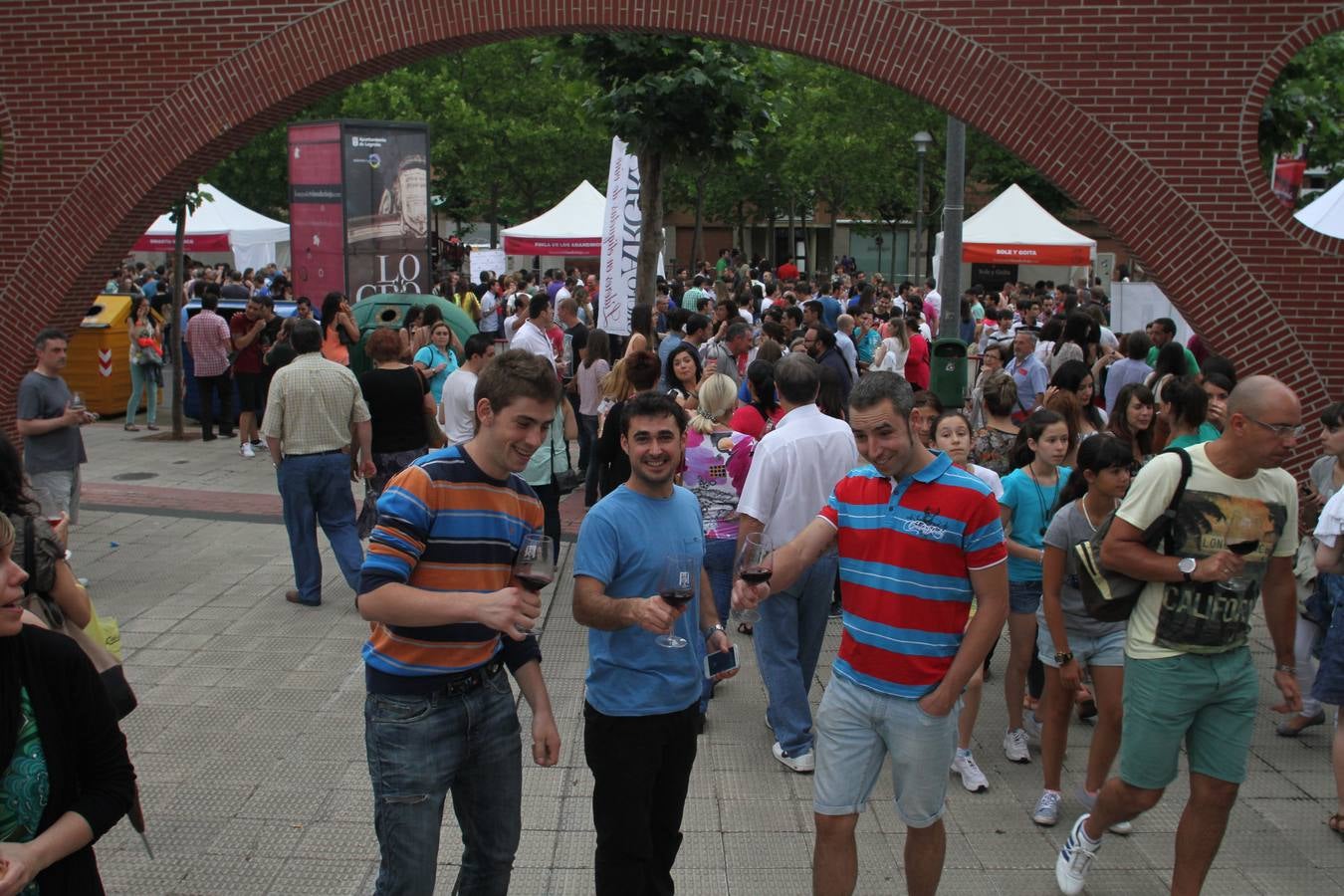 Ambiente en el Riojano, Joven y Fresco (2)