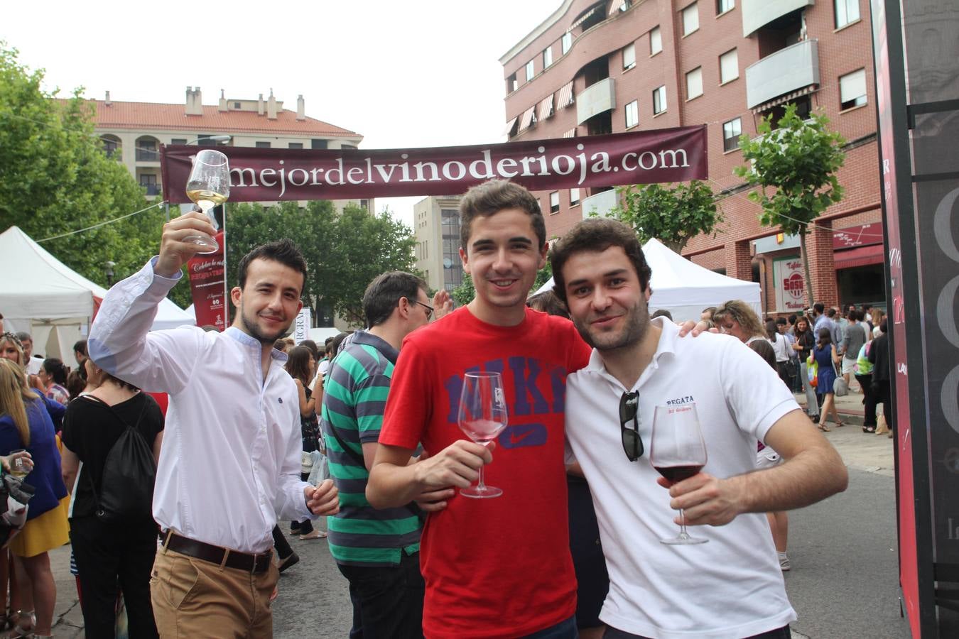 Ambiente en el Riojano, Joven y Fresco (6)