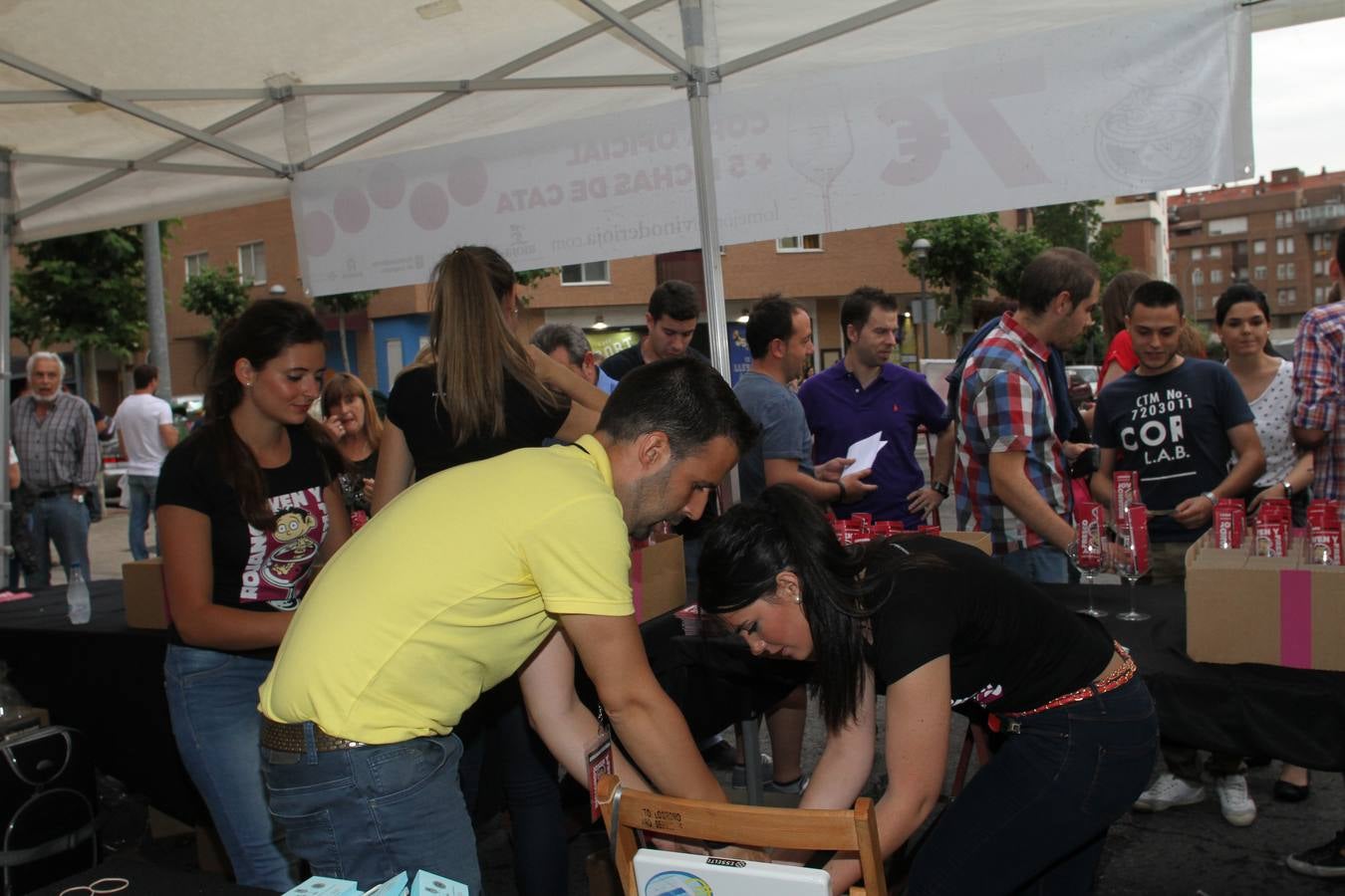 Ambiente en el Riojano Joven y Fresco (y 7)