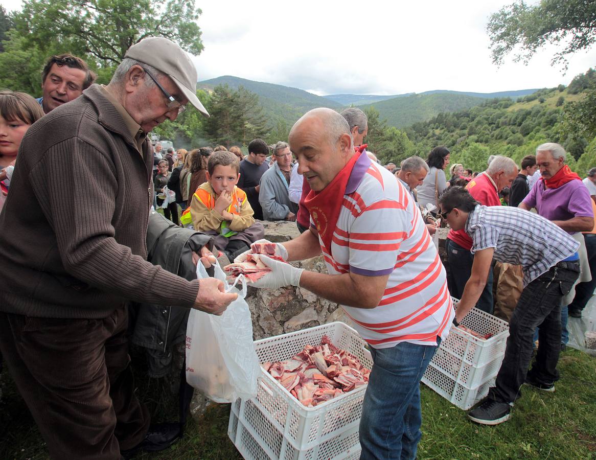 Villoslada celebra la Caridad Grande en Lomos de Orios (I)