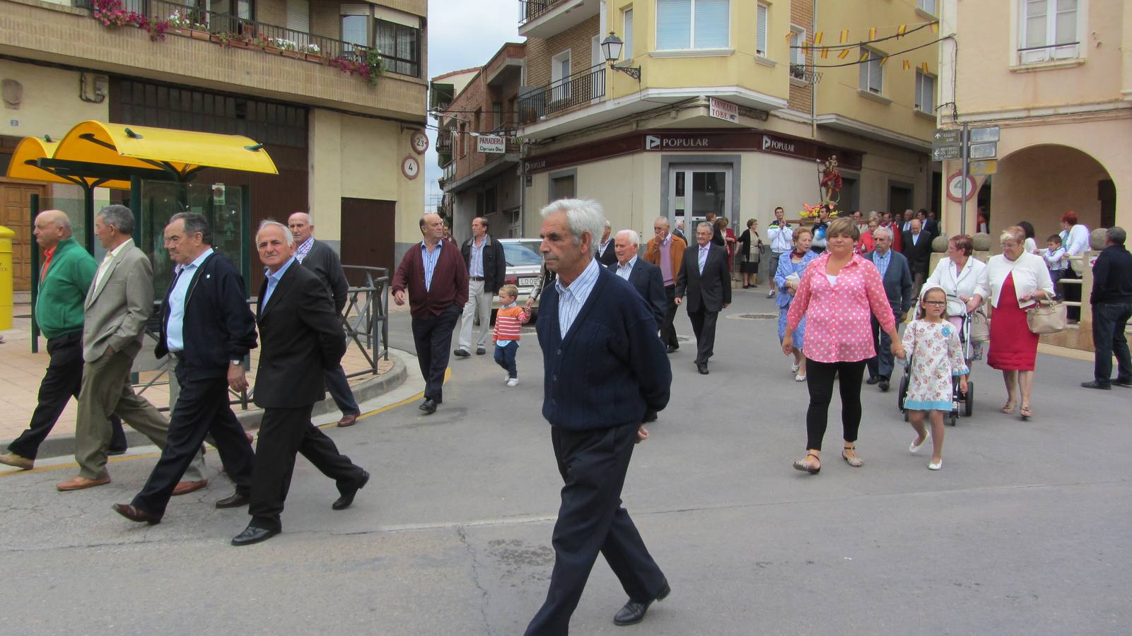Entrena honra a San Cristobal