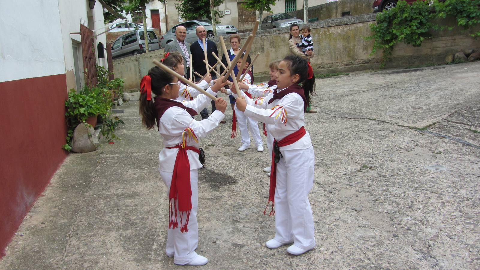 Entrena honra a San Cristobal