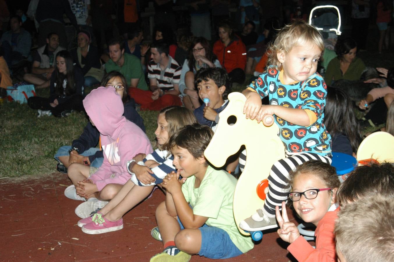 Blues nocturno bajo las estrellas cameranas