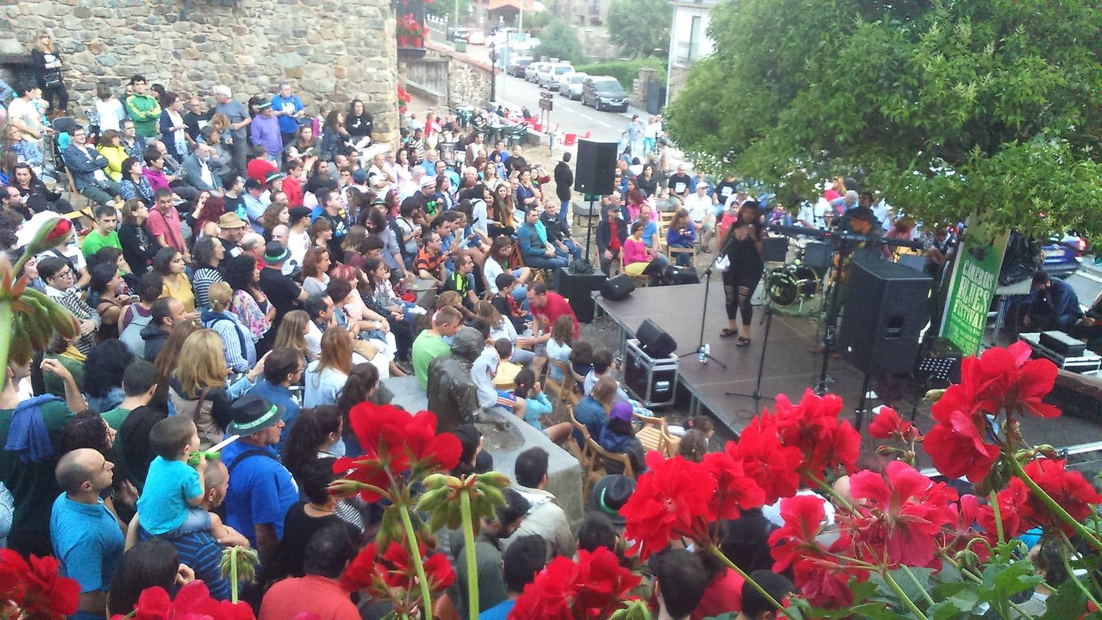 Ms. Nickki y la Tonky Blues Band sirven el plato fuerte en el Cameros Blues Festival