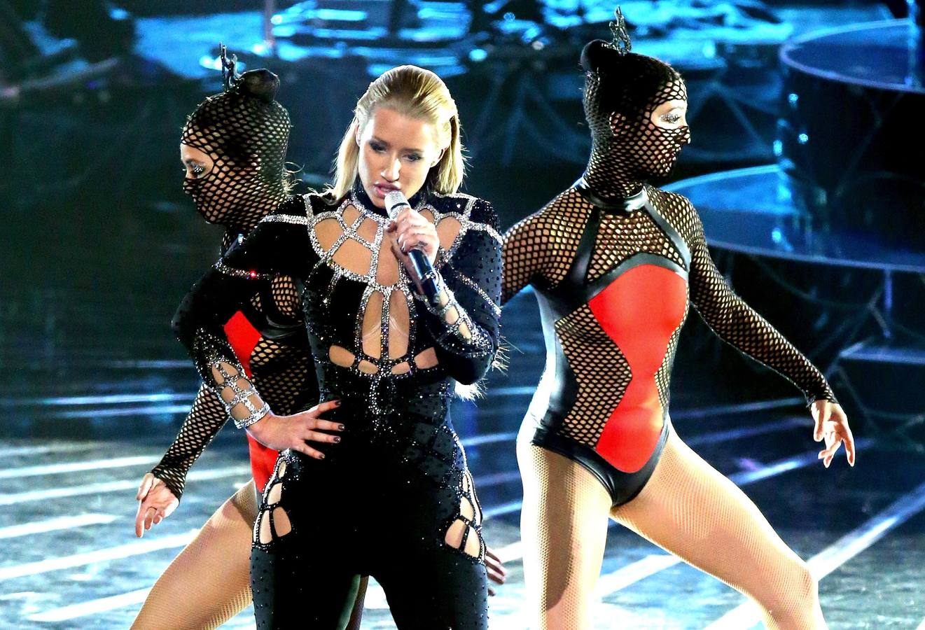 La rapera Iggy Azalea, durante su actuación.