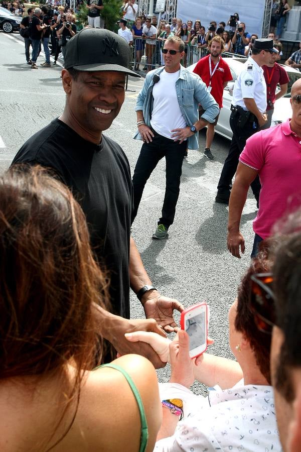 Denzel Washington derrocha simpatía en Donostia