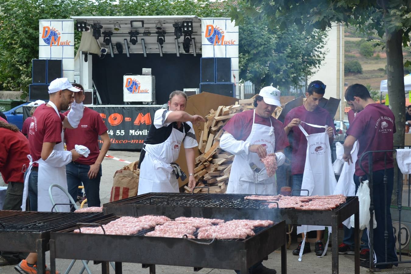 5.000 raciones de salchichón asado en Matute