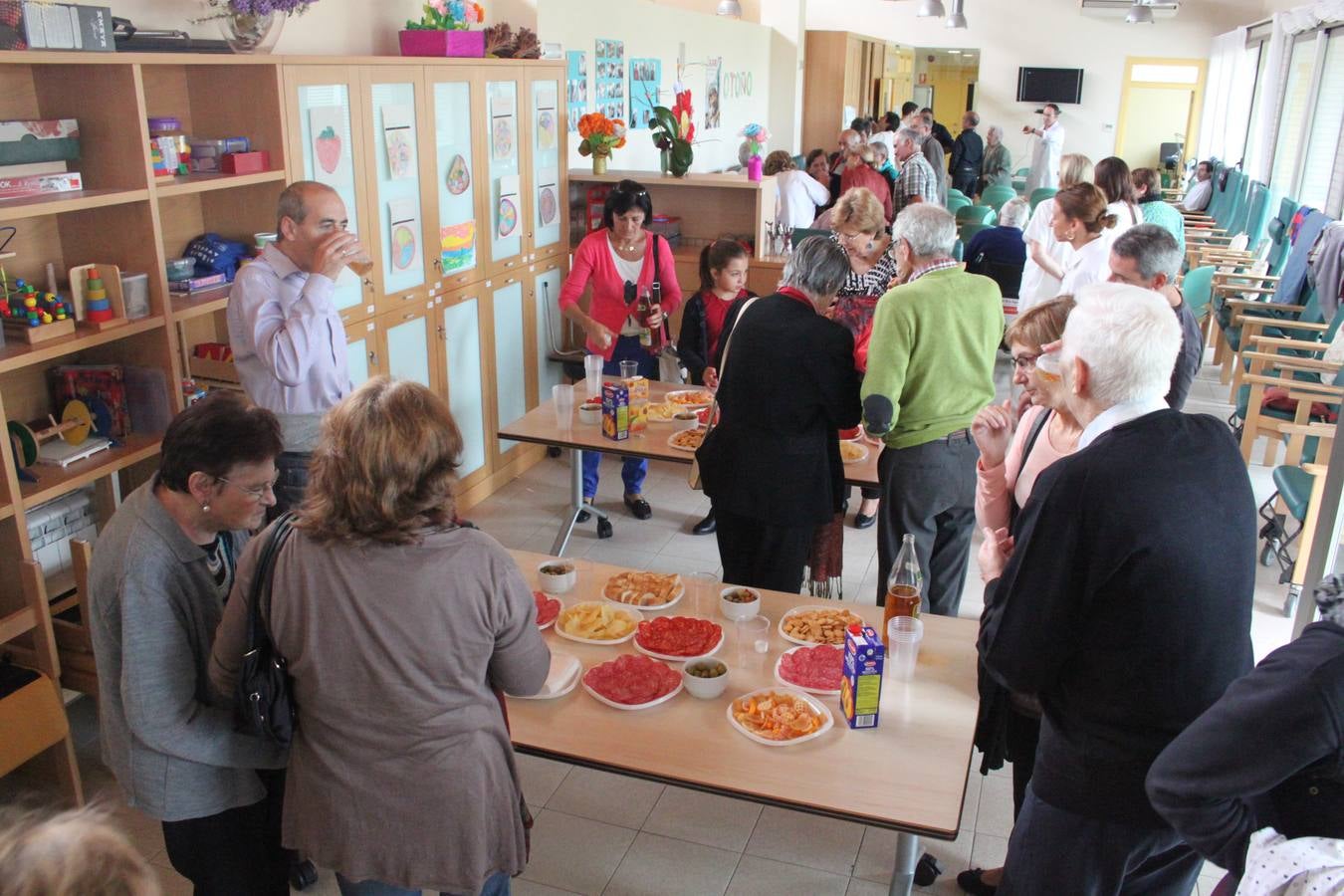 l II Día de las Familias en el centro de día para personas mayores dependientes del Gobierno de La Rioja Ciudad de Alfaro