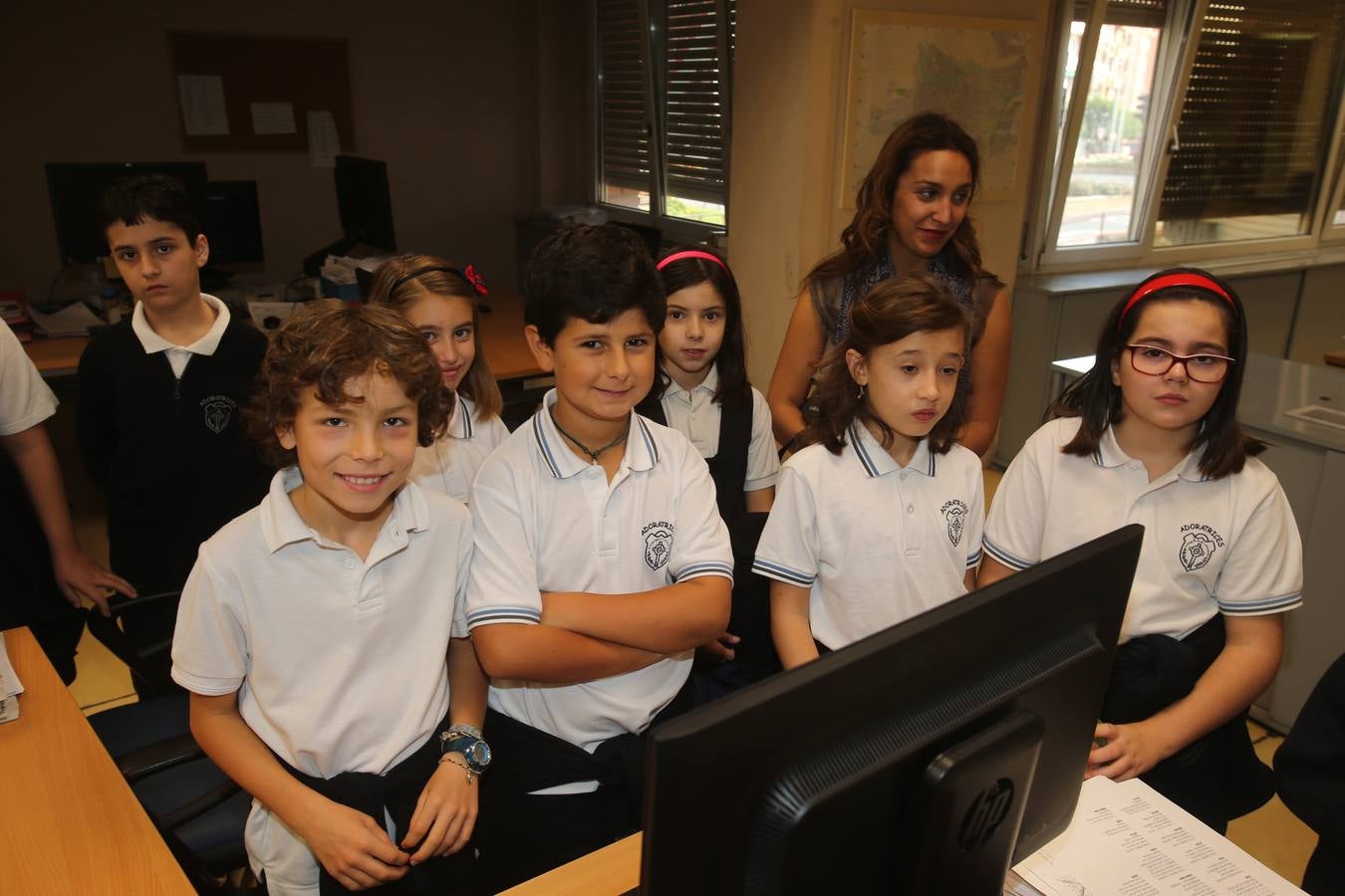 Los alumnos de 5º A del Colegio Adoratrices de Logroño visita la multimedia de Diario LA RIOJA