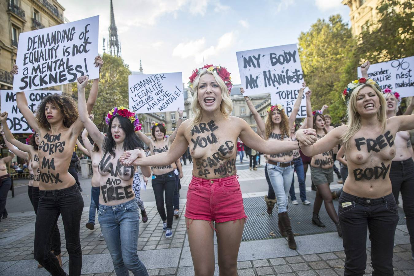 Protesta de Femen en París