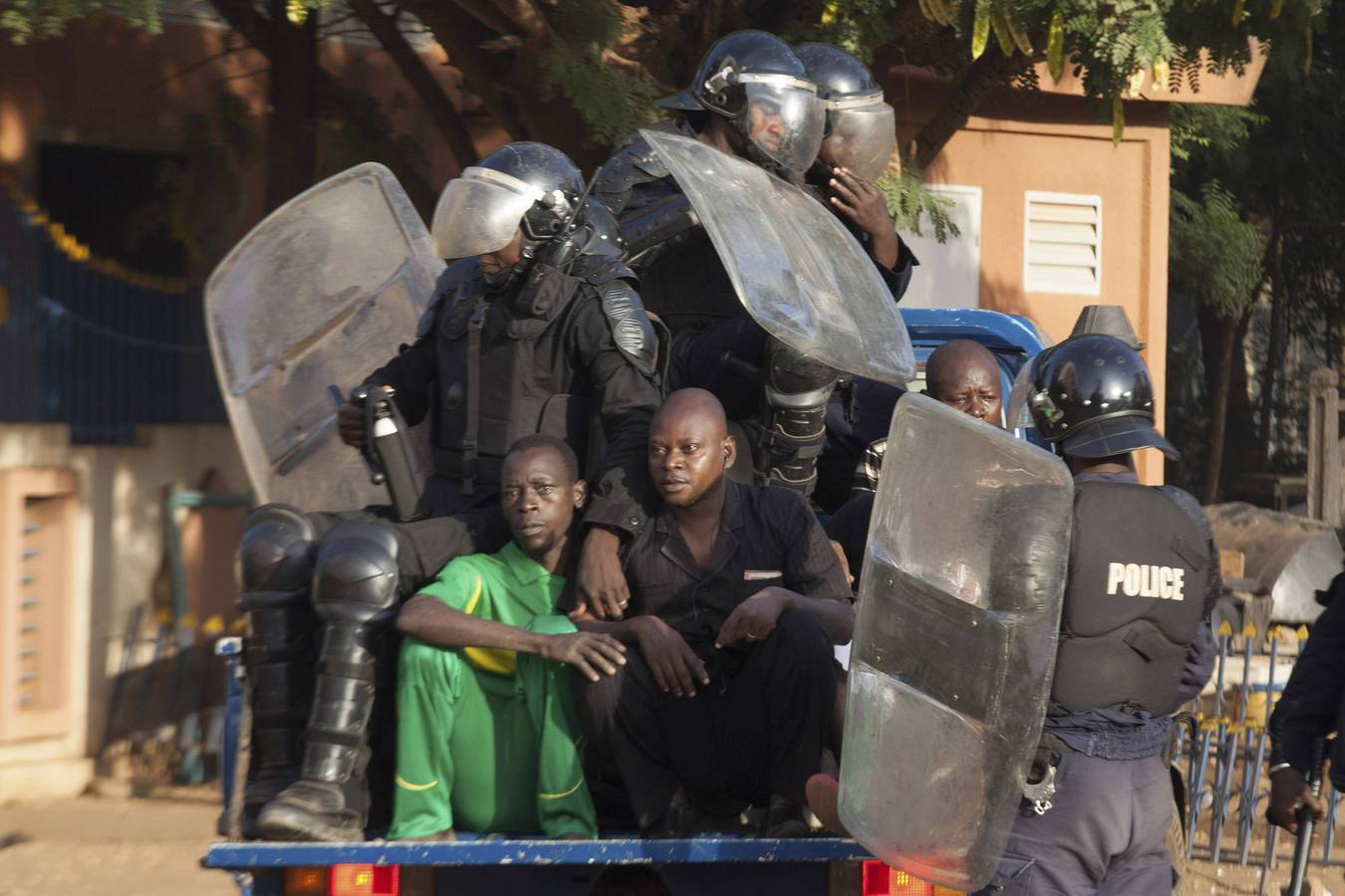 Protestas en Burkina Faso tras instaurarse un gobierno de transición