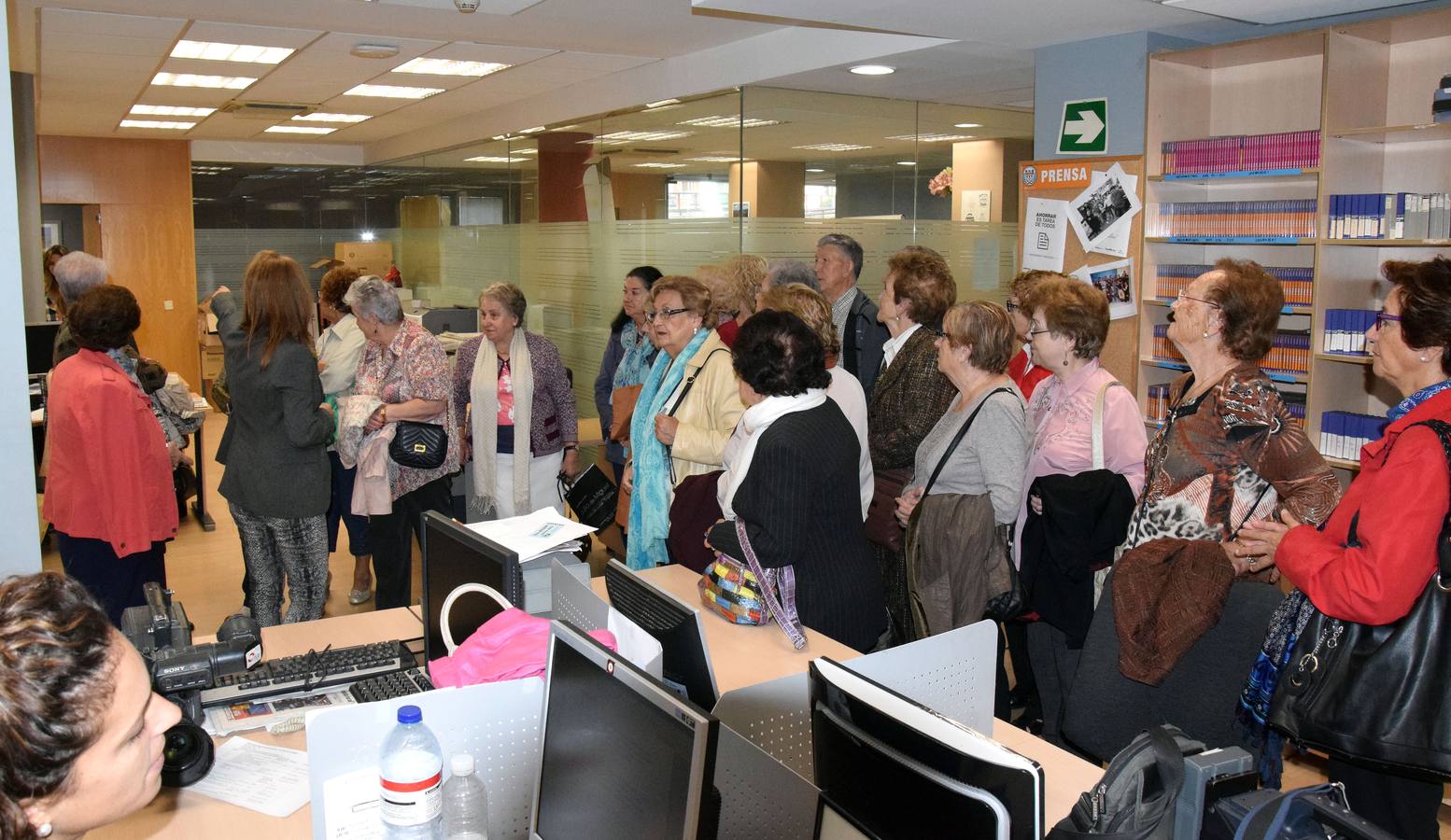Los alumnos del programa &#039;Vida Sana&#039; visitan la multimedia de Diario LA RIOJA