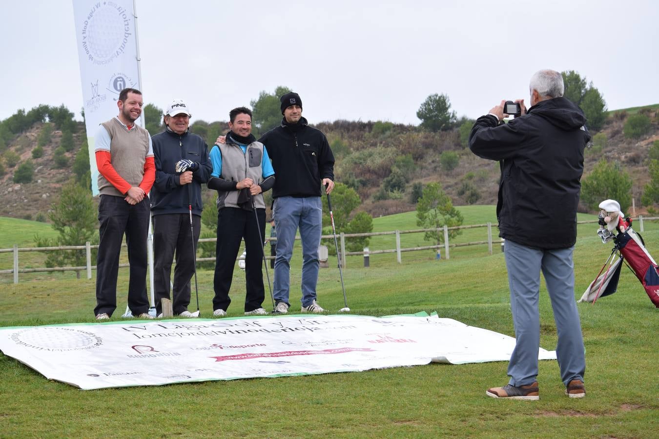 Jugadores en la final de la Liga de Golf y Vino