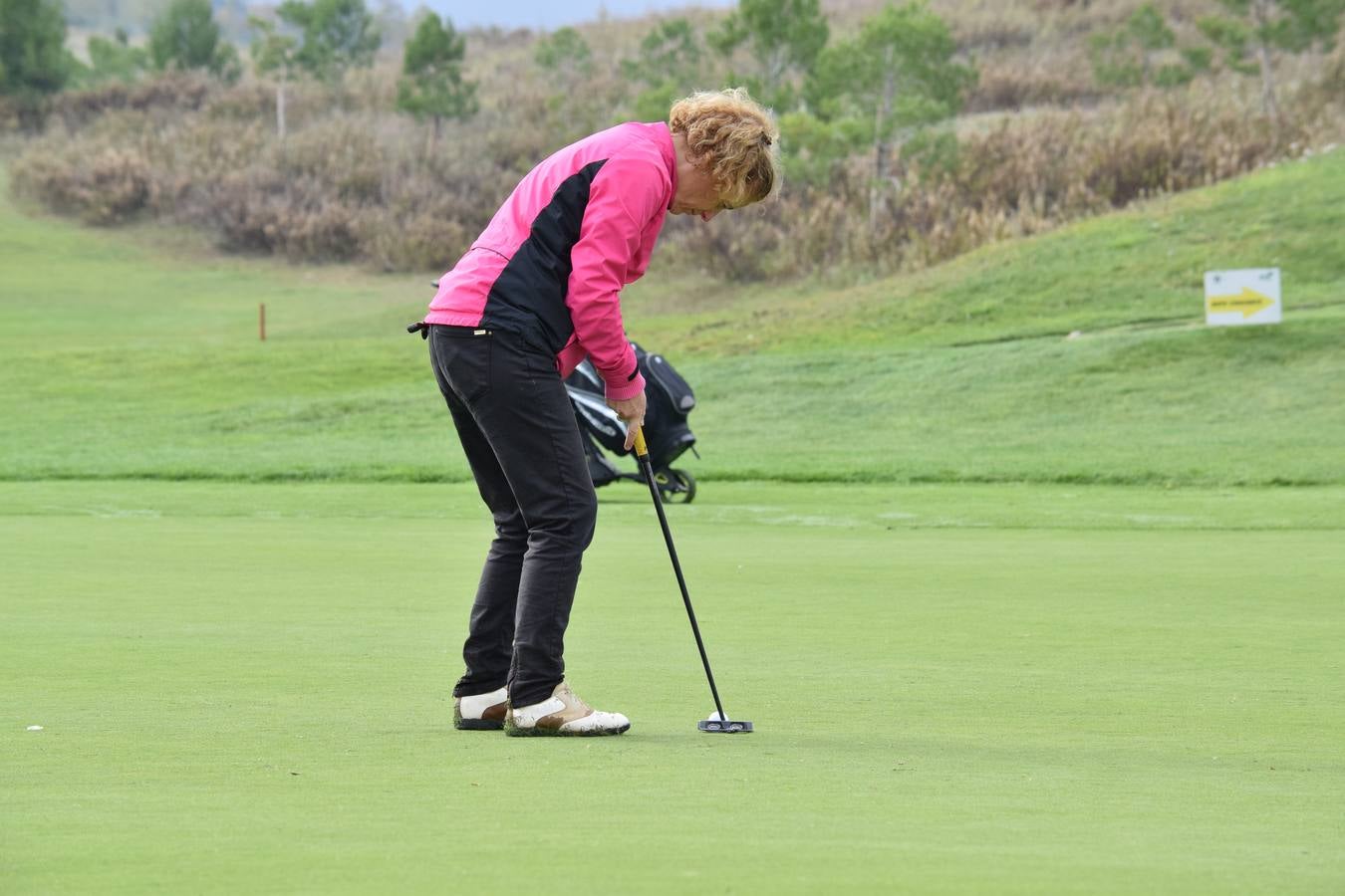 Jugadores en la final de la Liga de Golf y Vino