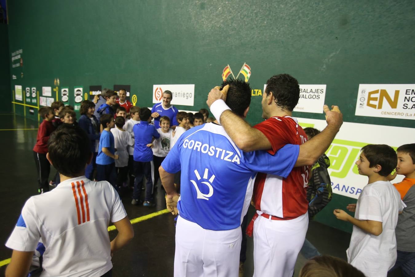 Homenaje a la pelota riojana