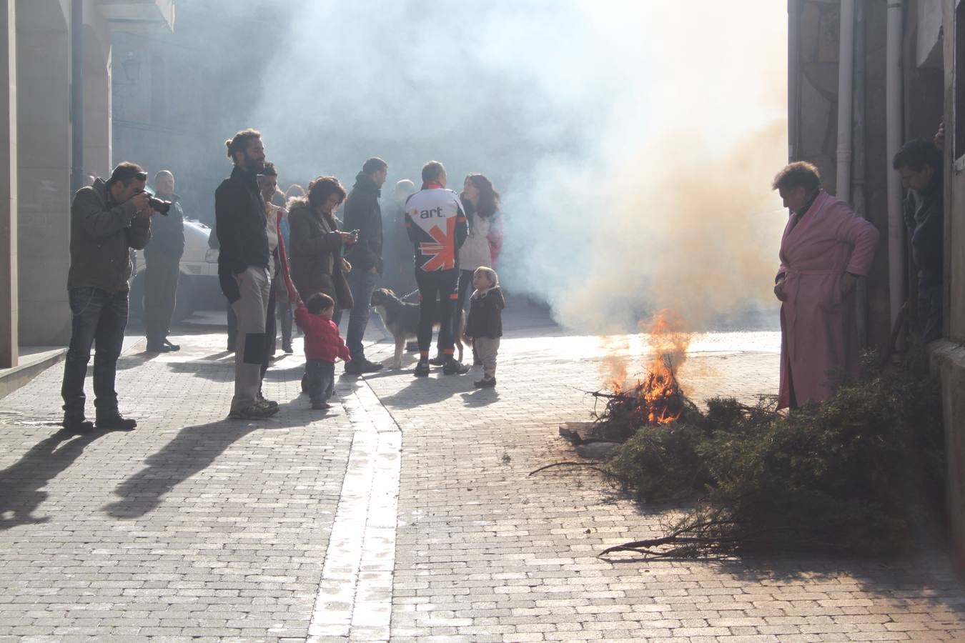 Arnedillo cumple con su Procesión del Humo