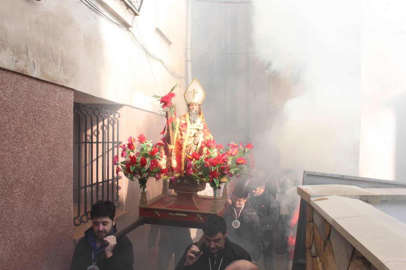 Arnedillo cumple con su Procesión del Humo