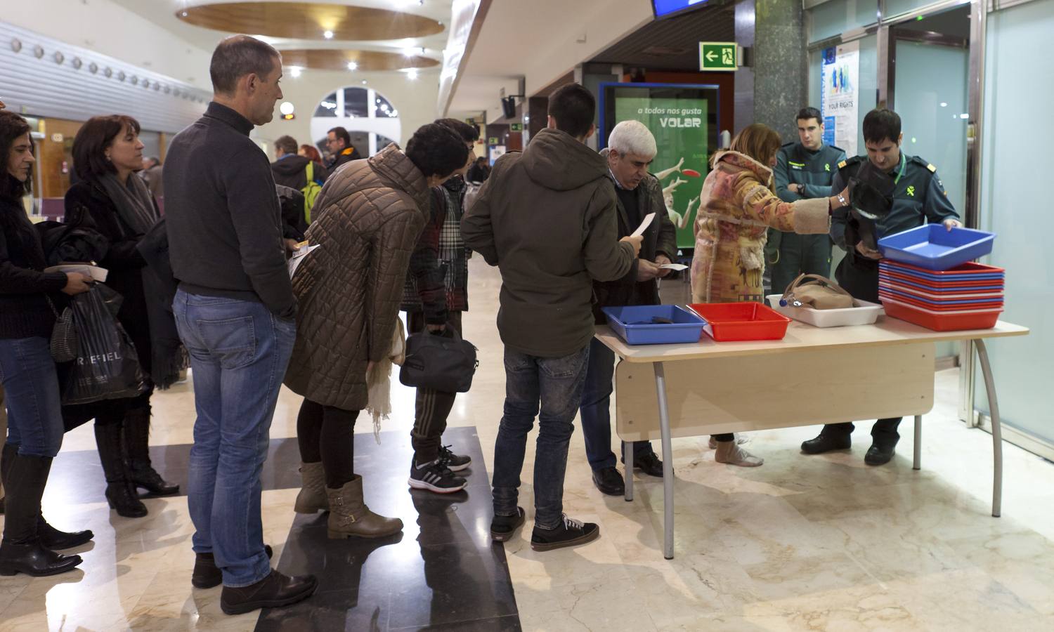 Los riojanos vuelan a Praga desde Agoncillo para pasar el puente